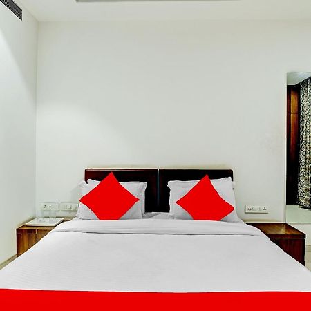 Hotel O Rishta And Jahan Banquet And Rooms Bhatha Bagian luar foto