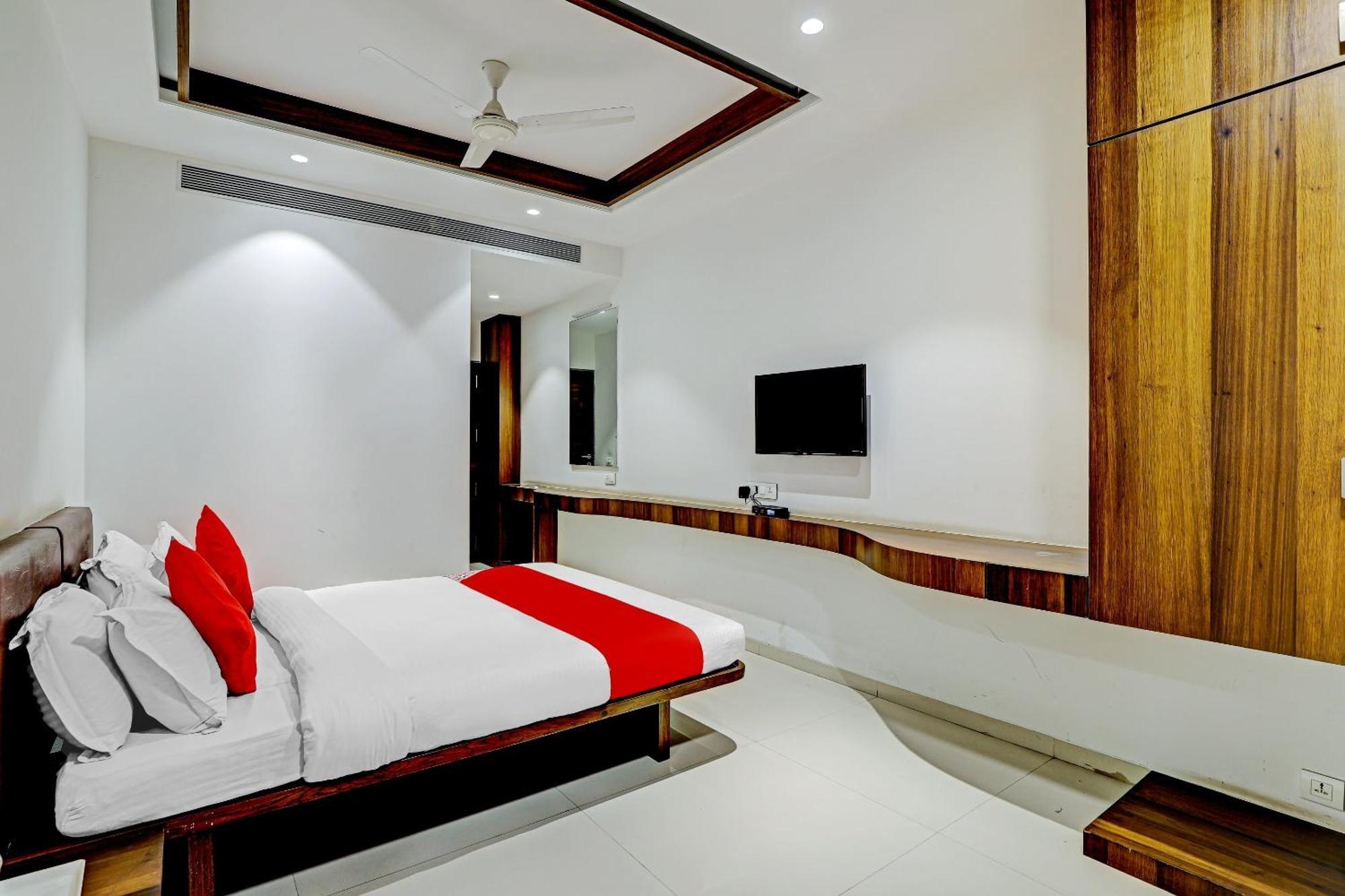 Hotel O Rishta And Jahan Banquet And Rooms Bhatha Bagian luar foto