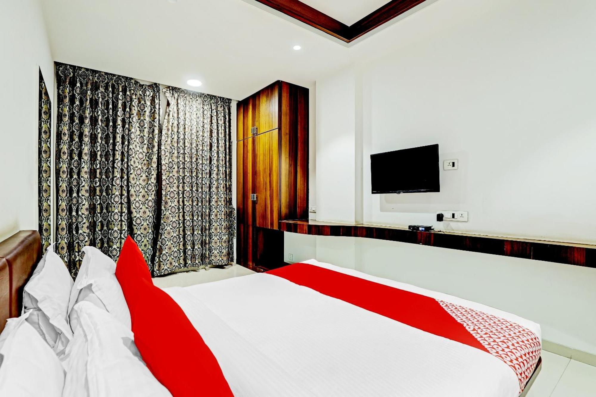 Hotel O Rishta And Jahan Banquet And Rooms Bhatha Bagian luar foto