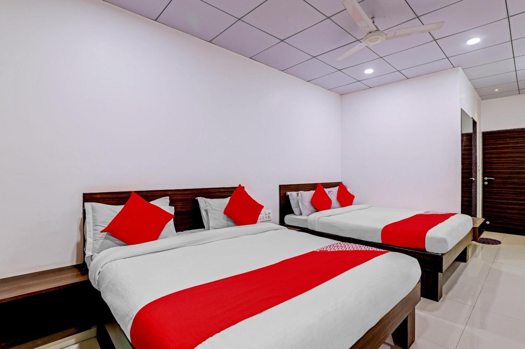 Hotel O Rishta And Jahan Banquet And Rooms Bhatha Bagian luar foto